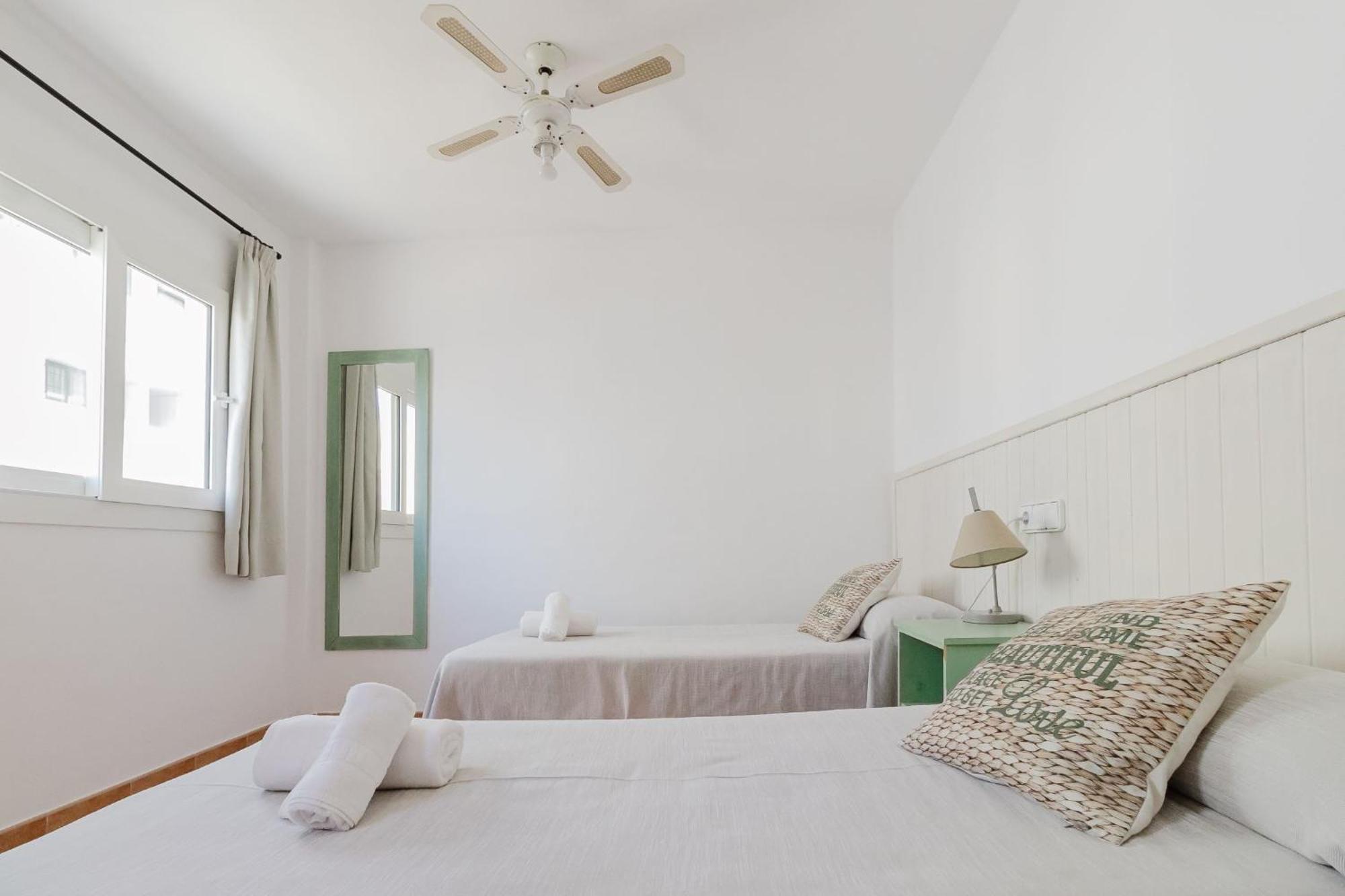 Apartamentos Timon - Emar Hotels Es Pujols Εξωτερικό φωτογραφία
